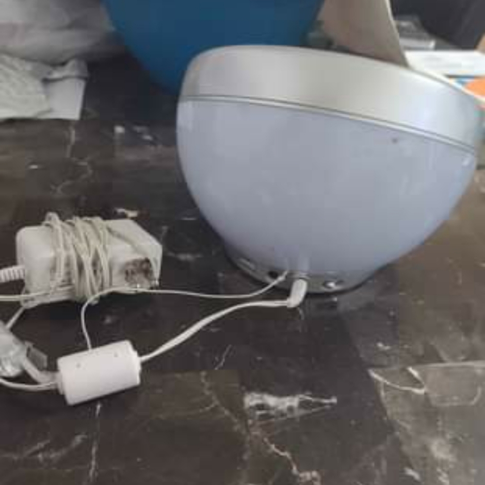 iHome - Picture 2 of 2